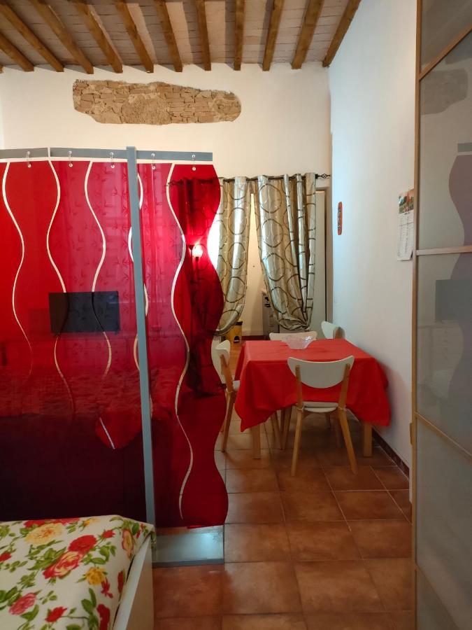 Mini Appartamento Livorno Exterior foto